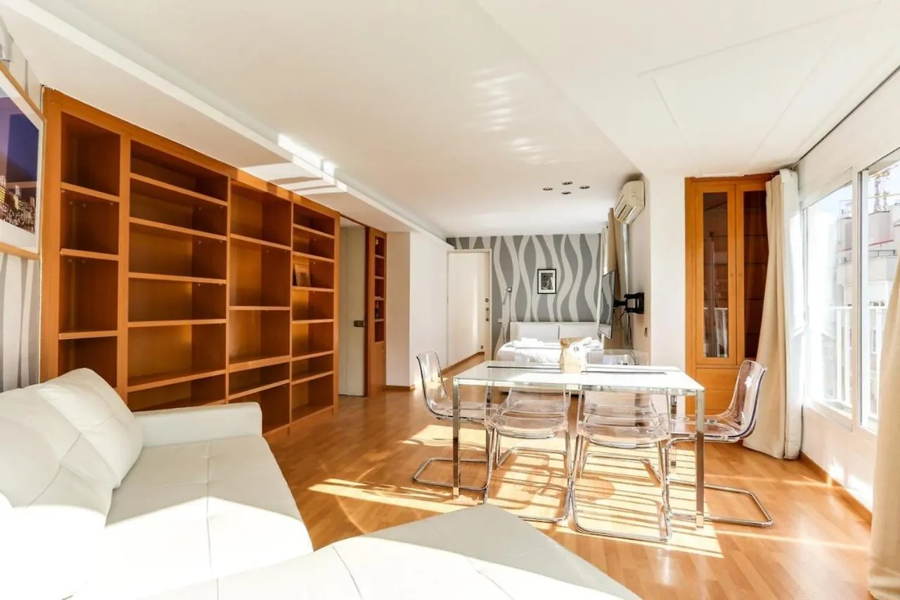 Luminous 2 Bedroom Next To Sagrada Familia Barcelona Spain