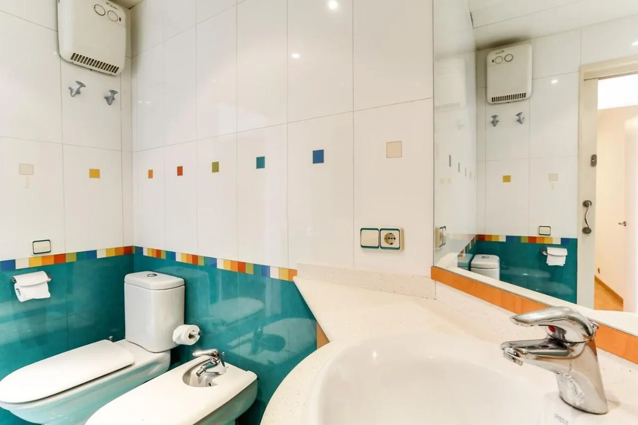 Luminous 2 Bedroom Next To Sagrada Familia Barcelona Spain