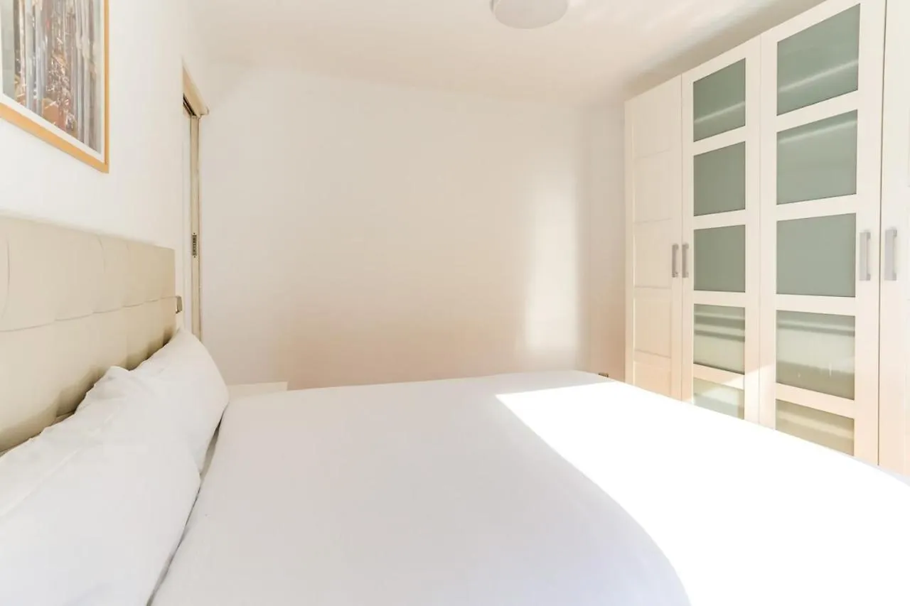 Apartment Luminous 2 Bedroom Next To Sagrada Familia Barcelona